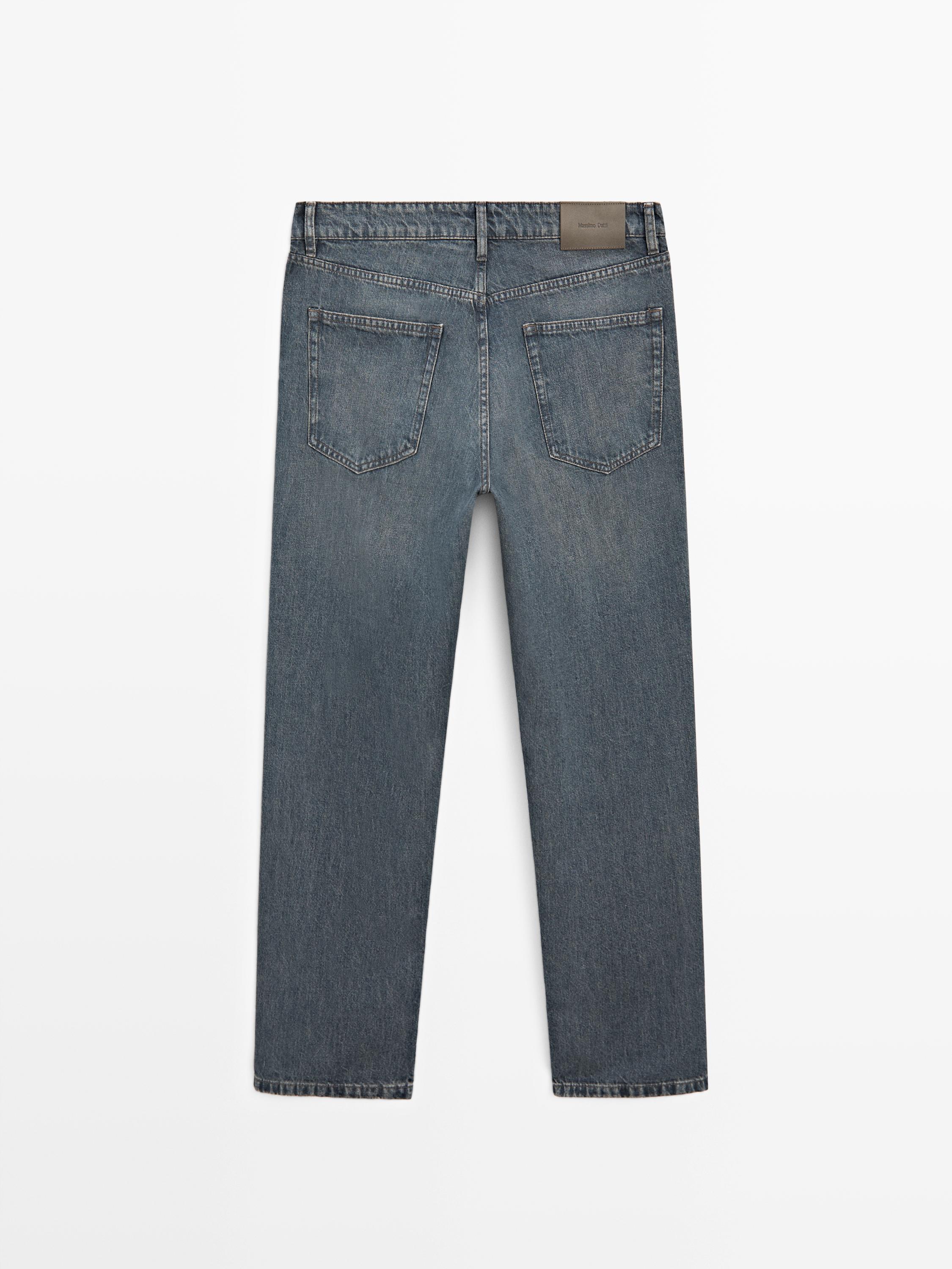 Tapered fit jeans